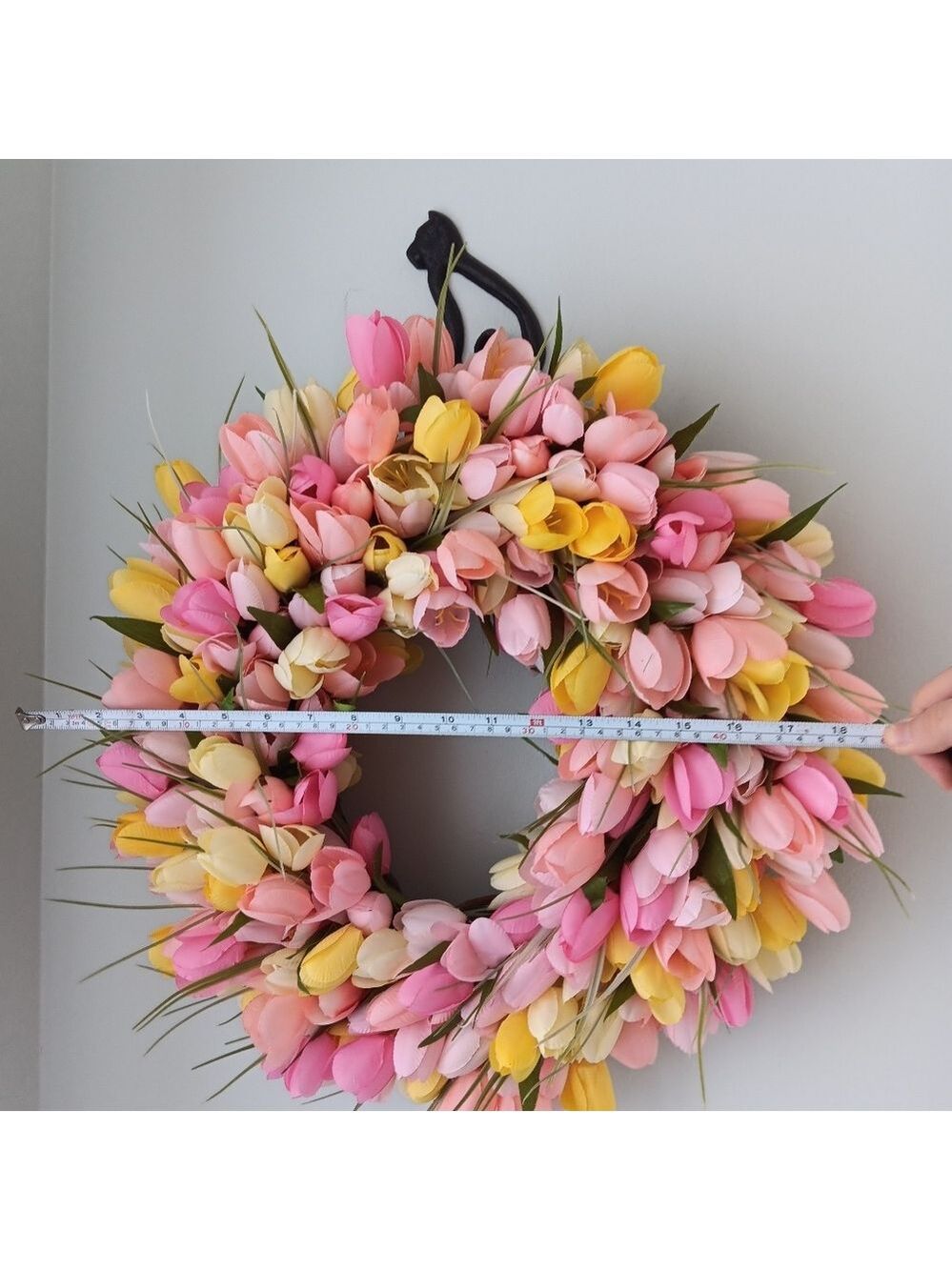 Wreath Flippers Handcrafted 14" Bright Spring Tulip Wreath - Picture 8 of 9